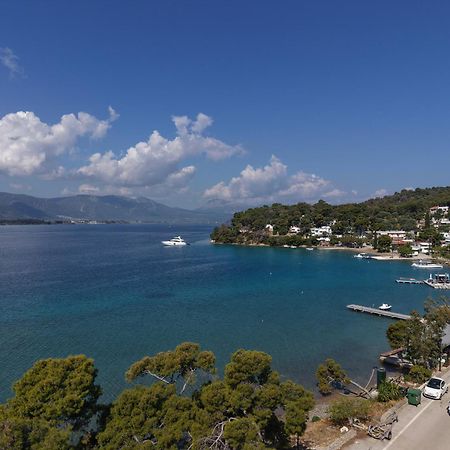 Seaview Apartment - Poros Relaxing Beachfront Flat Poros Town Esterno foto